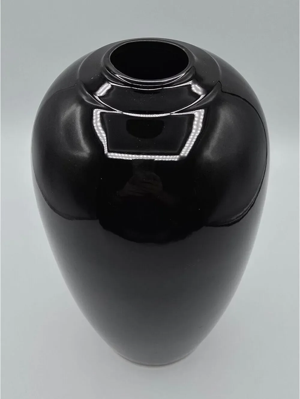 Vintage Srednick Collection Black Ceramic Vase Japan 1980s Modernist 10.5